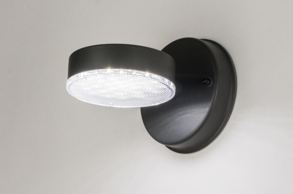 Nástěnné venkovní černé LED svítidlo Antonio Black