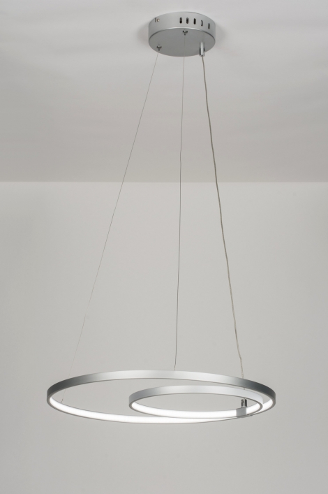 Závěsné designové LED svítidlo Troi Silver Plus