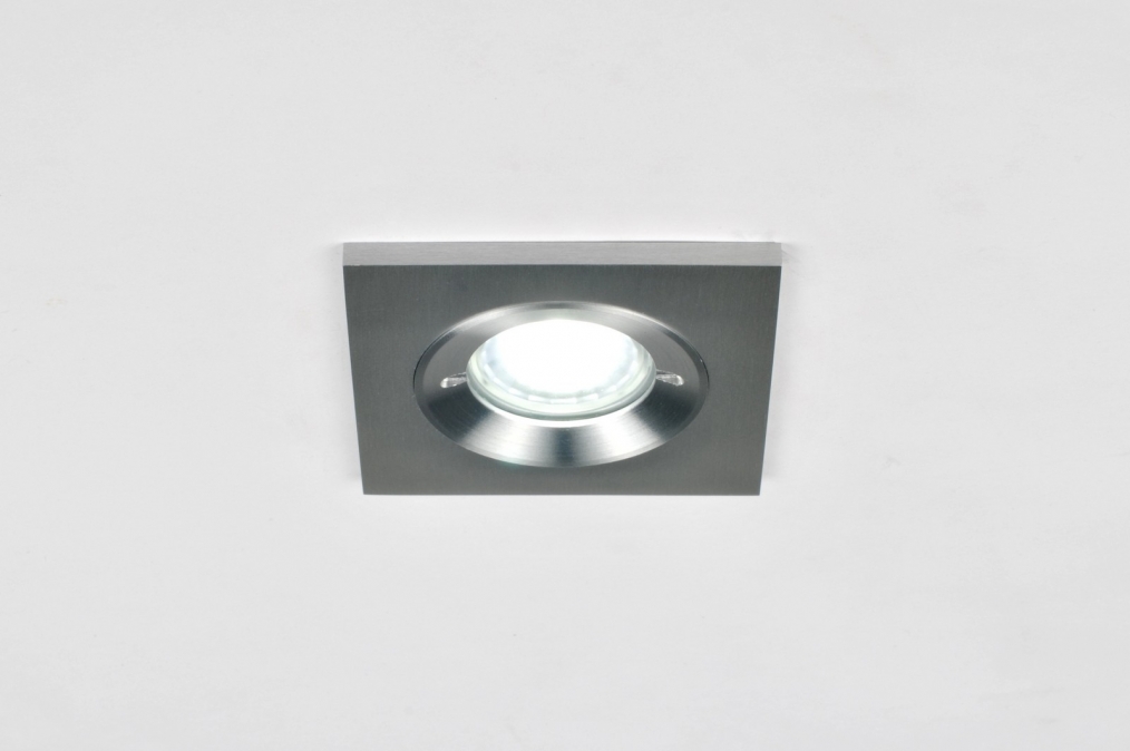 Zápustné koupelnové LED svítidlo z broušeného hliníku