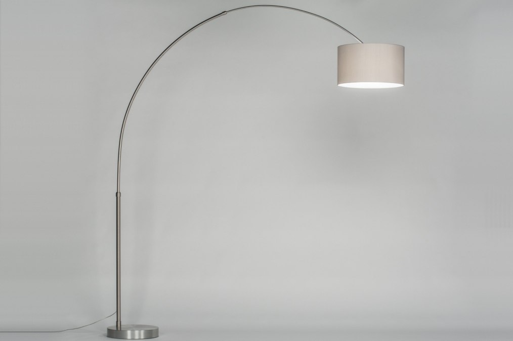 Stojací designová oblouková lampa Adamo Yersey