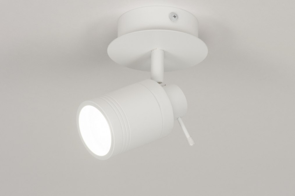 Stropní nebo nástěnné bodové bílé koupelnové svítidlo Spot Riva White 