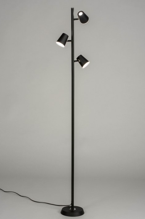 Stojací designová lampa Ferranta Black