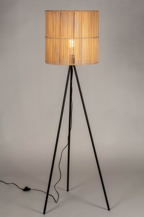 Stojací designová lampa Hoog