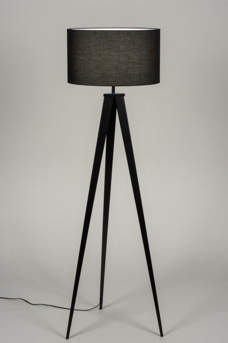 Stojací lampa Kohlmann Limited Black