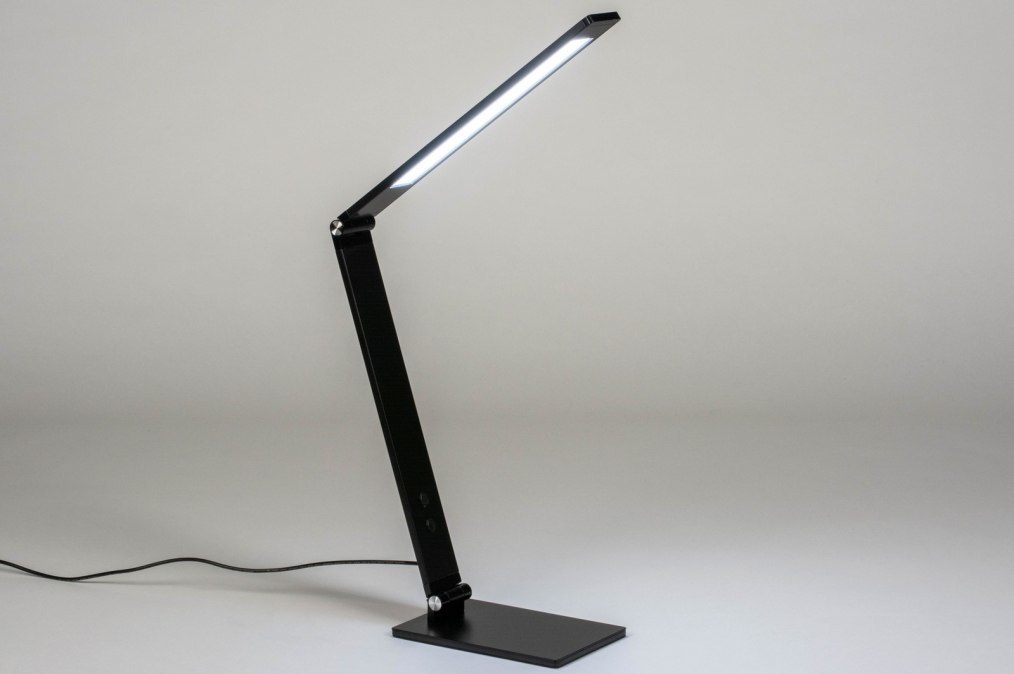 Stolní LED lampa D-Tech Black