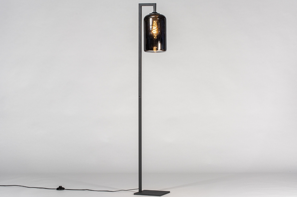 Stojací designová lampa Genon
