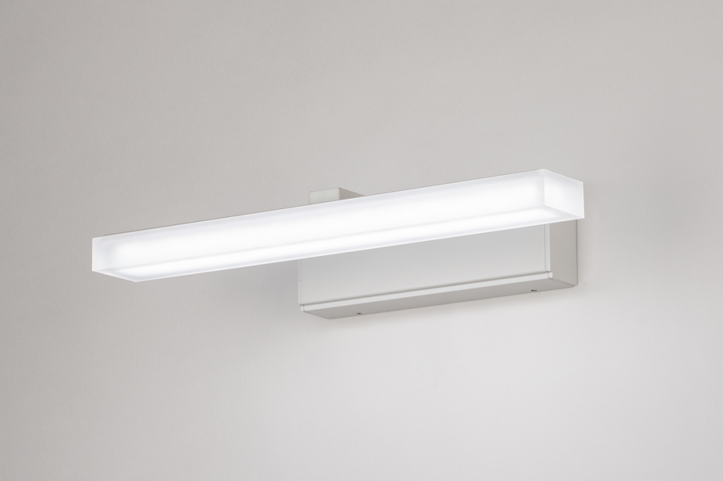 LED svítidlo nad zrcadlo Liott White 30