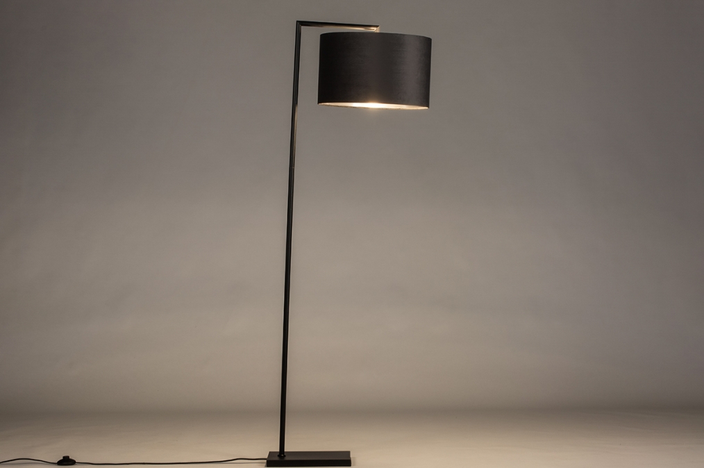 Stojací designová lampa Pallas Black and Silver