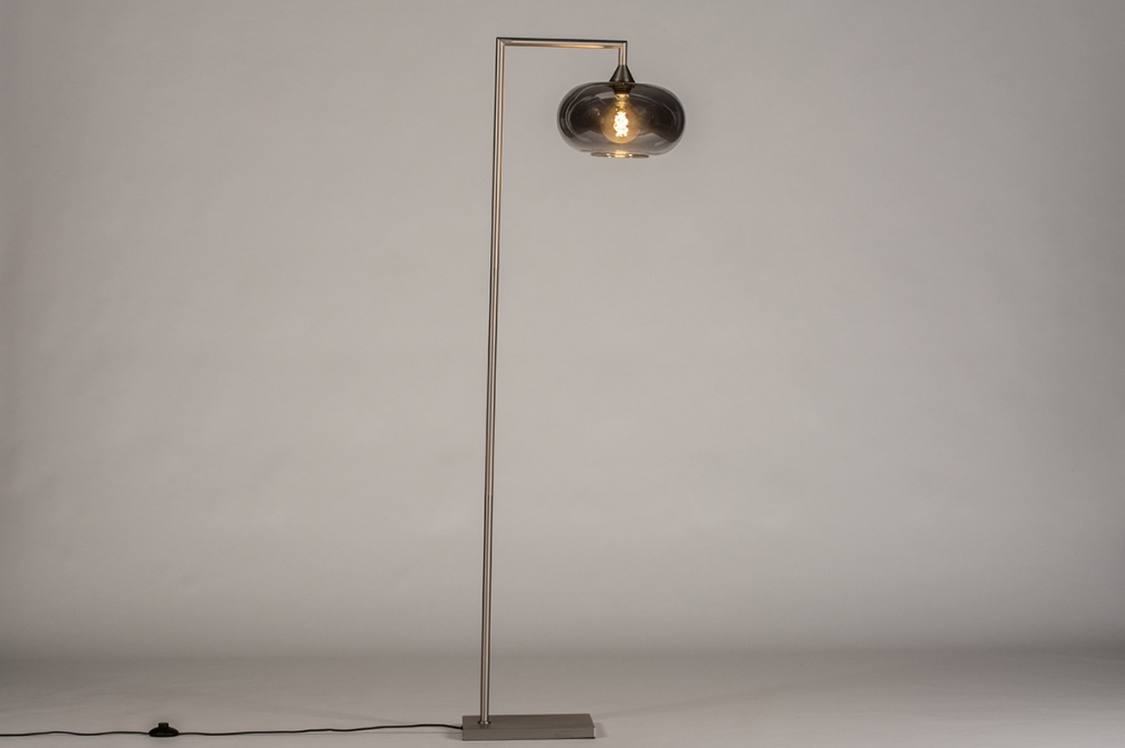 Stojací designová lampa Renton Steel