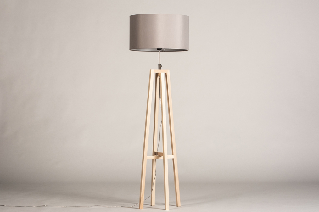 Stojací designová lampa Paola Grey Maison and Natur Wood