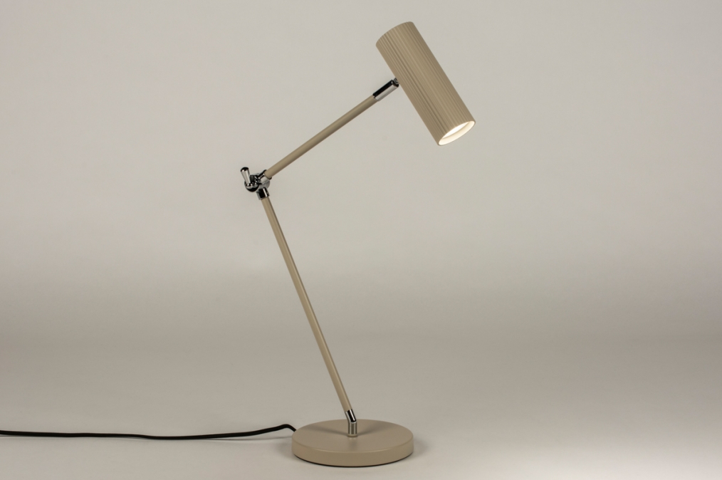 Stolní minimalistická lampa Veritage Taupe