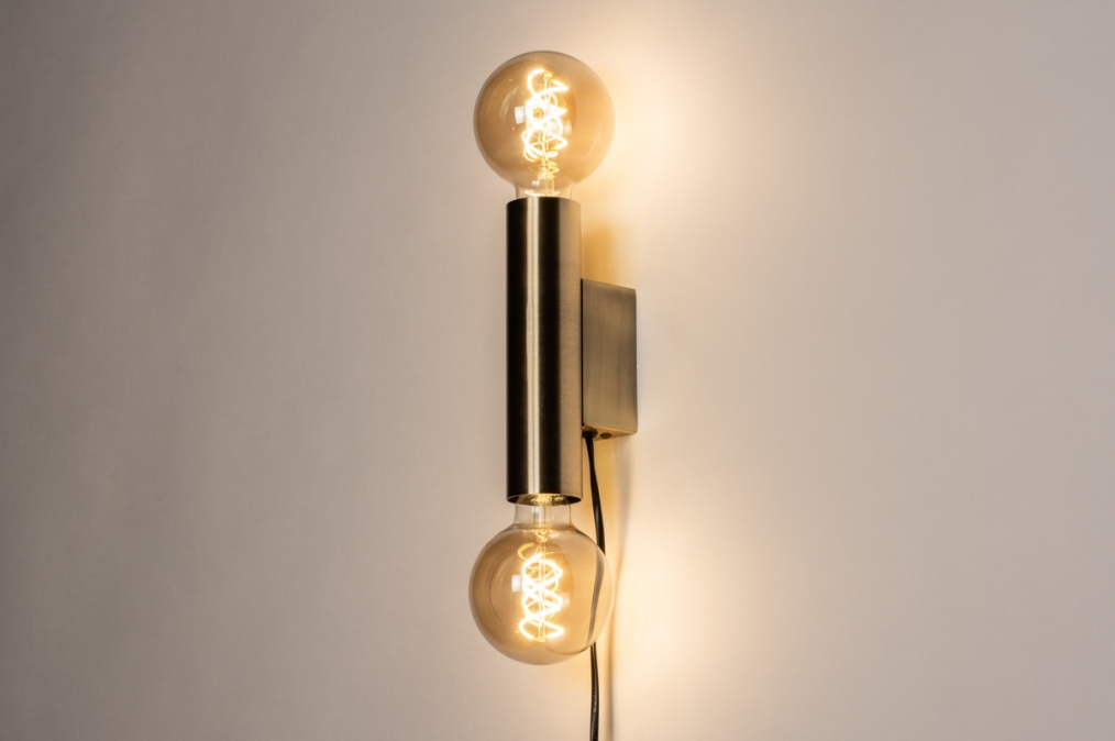 Nástěnné minimalistické svítidlo Galanta Gold