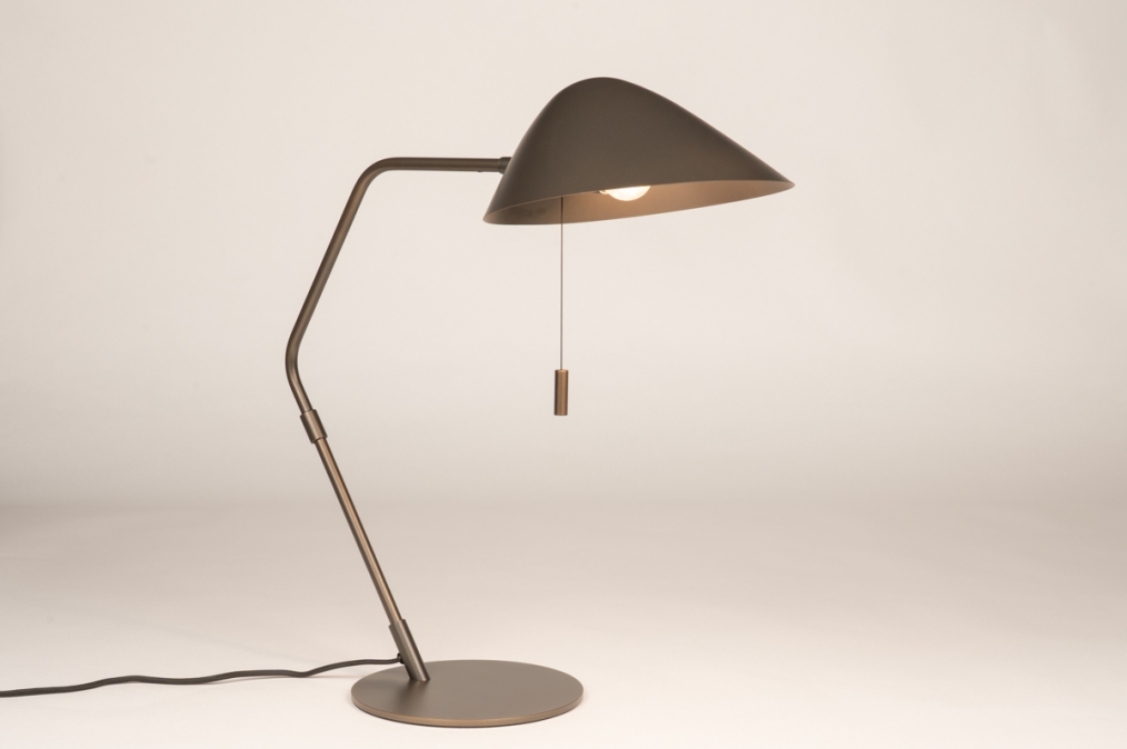 Stolní lampa Marianne Brown