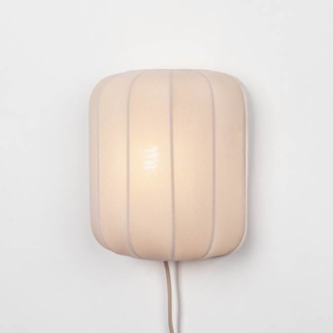 Nástěnné svítidlo s kabelem a vypínačem Yapan 20 Taupe