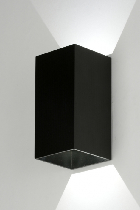 Venkovní nástěnné černé LED svítidlo Cortenno Black 