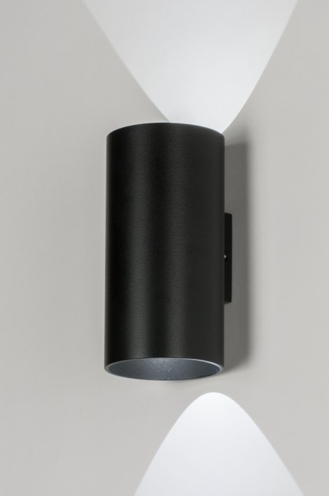 Nástěnné koupelnové designové černé svítidlo Baurne Black