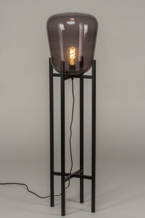 Stojací designová lampa Sapora